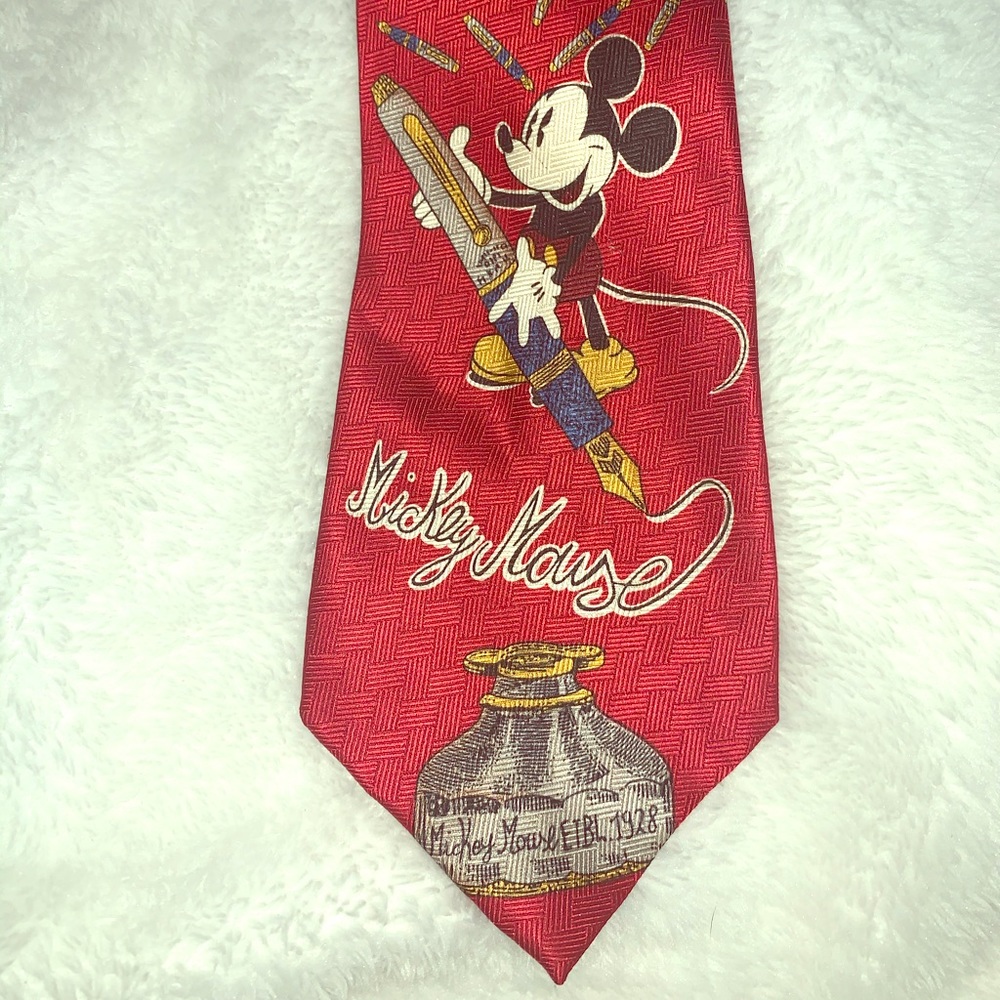 Disney Mickey Mouse Tie